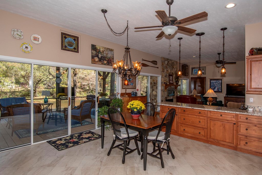 419717 Hayesville Residential