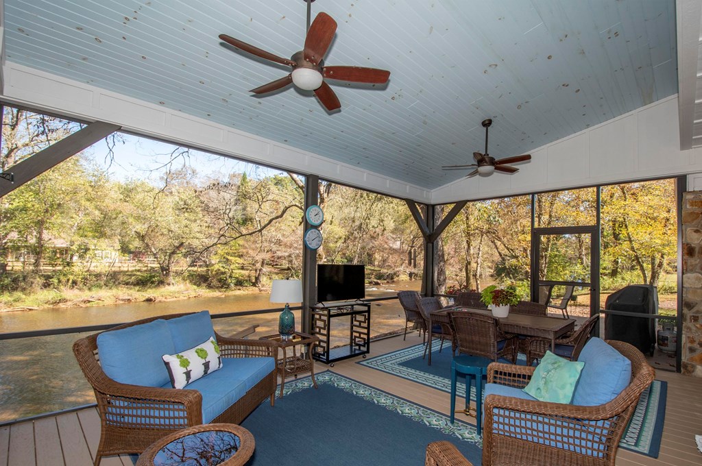 419717 Hayesville Residential