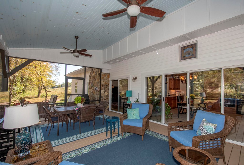 419717 Hayesville Residential