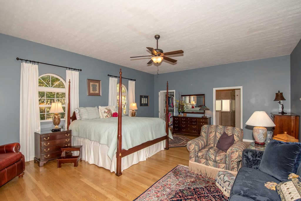 419717 Hayesville Residential