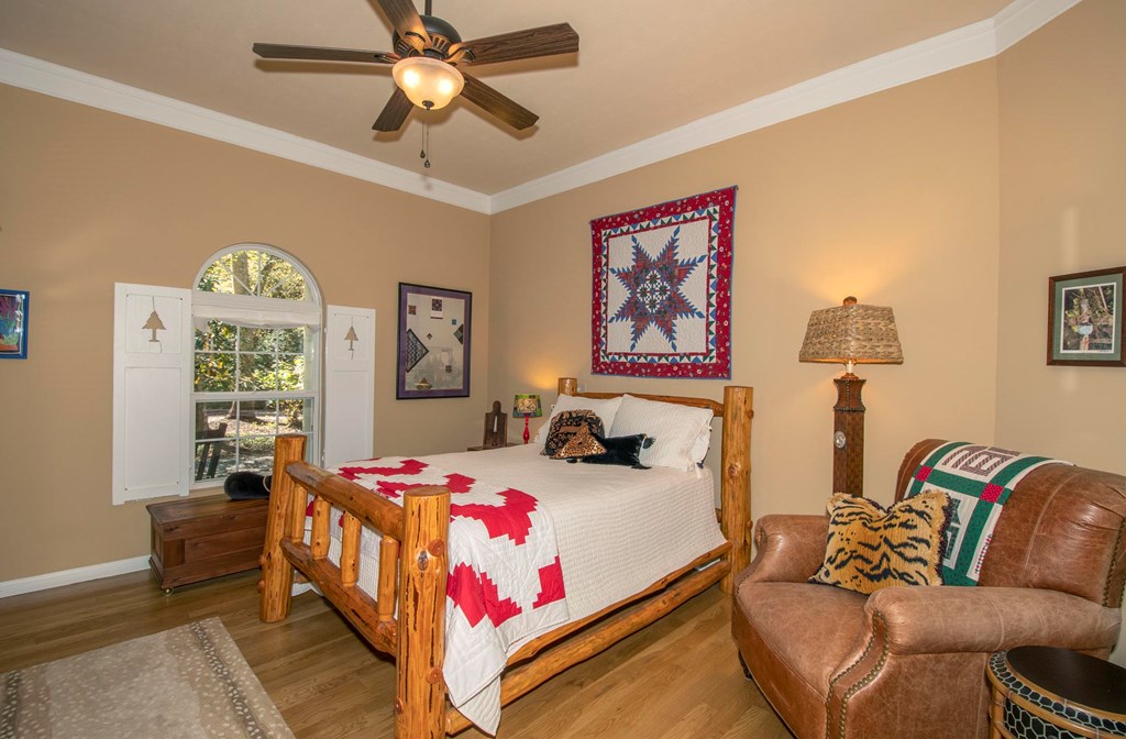 419717 Hayesville Residential