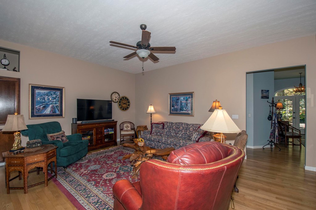 419717 Hayesville Residential