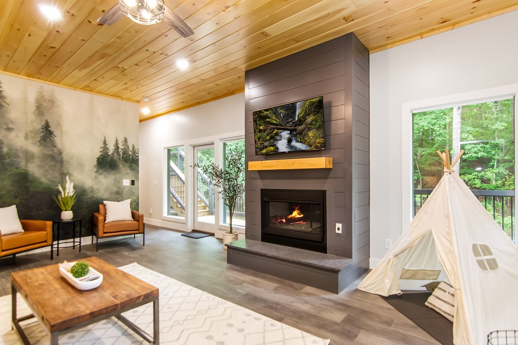 419722 Ellijay Residential