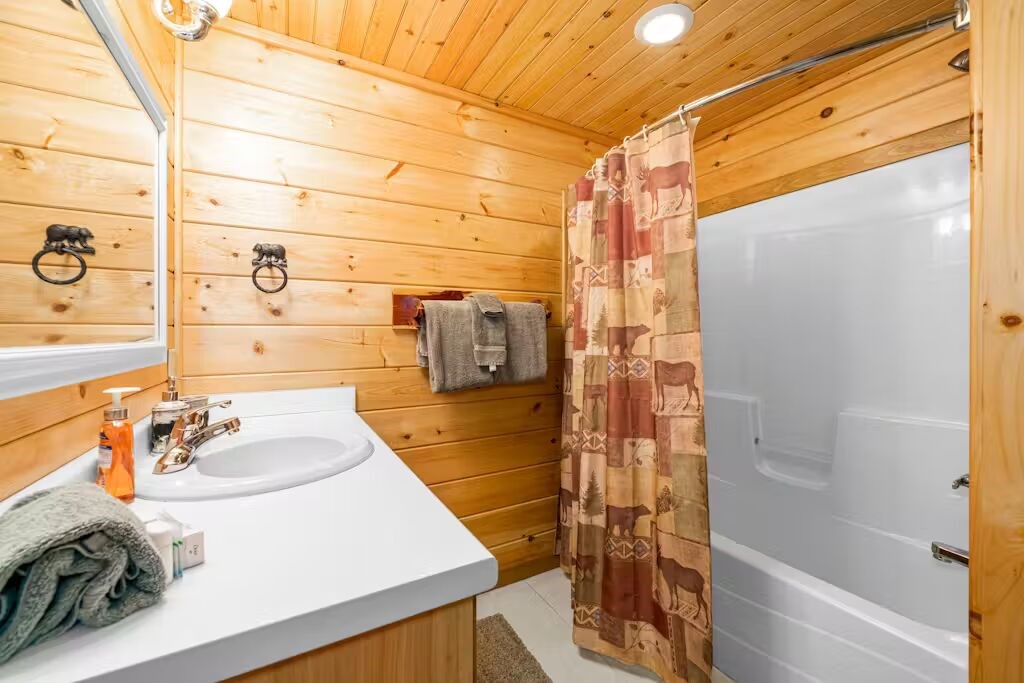 419725 Blue Ridge Residential