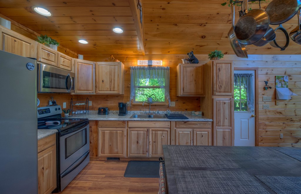 419739 Murphy Residential