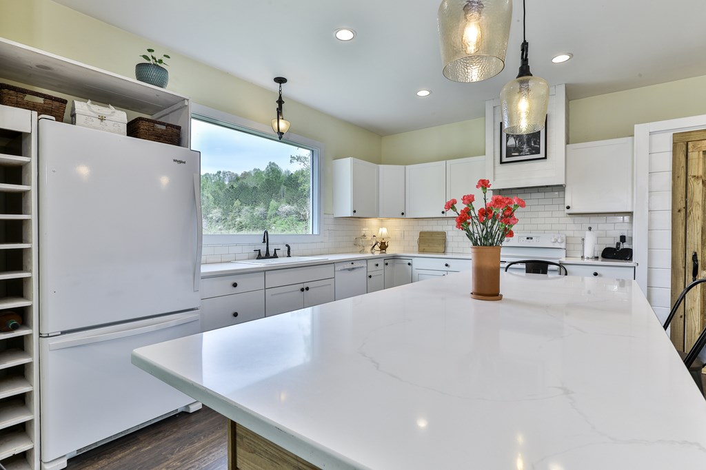 419756 Ellijay Residential