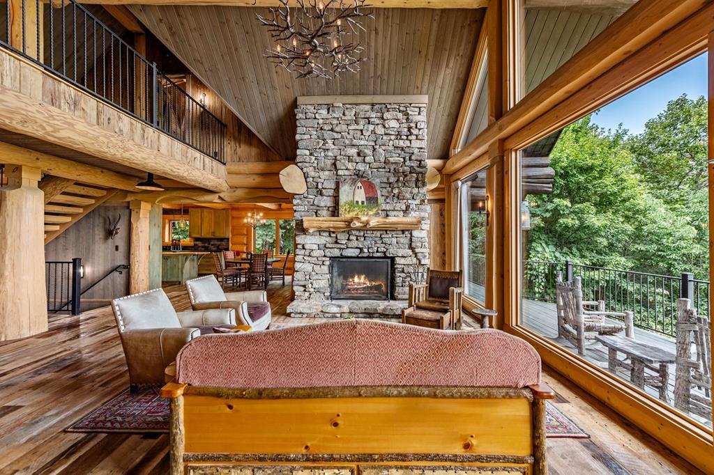 419758 Epworth Residential