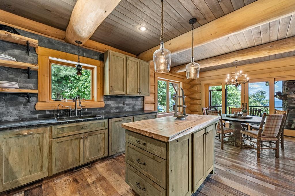 419758 Epworth Residential