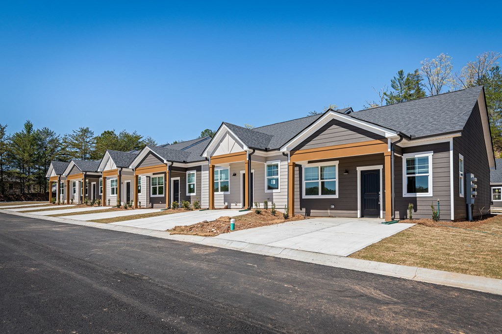 419775 Blue Ridge Townhouse