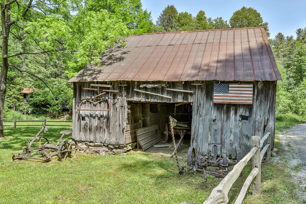 419782 Cherry Log Residential