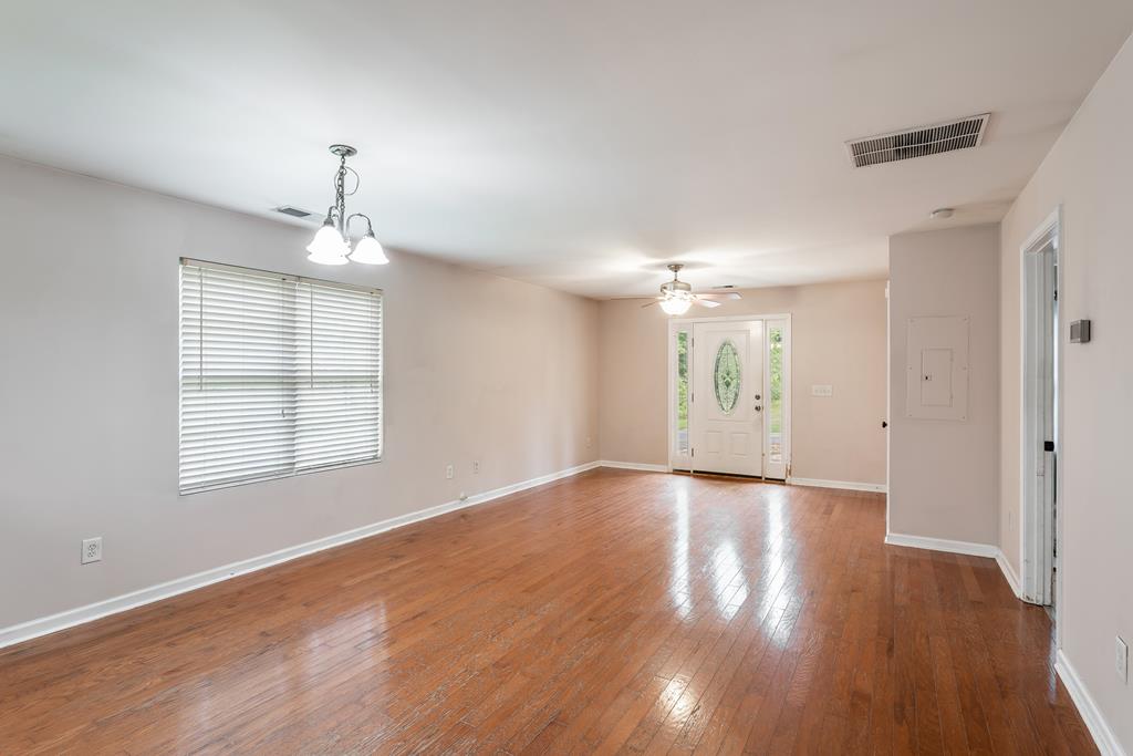 419814 Fairmont Residential