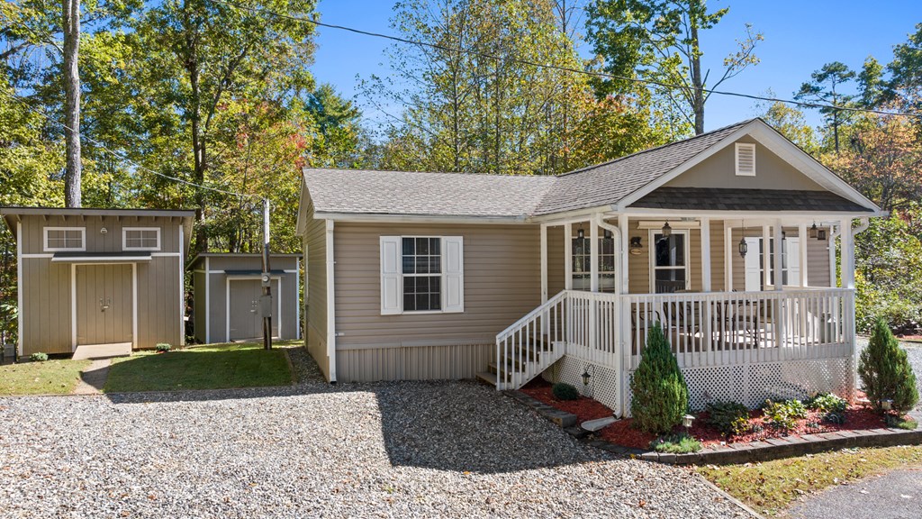 419816 Blue Ridge Residential
