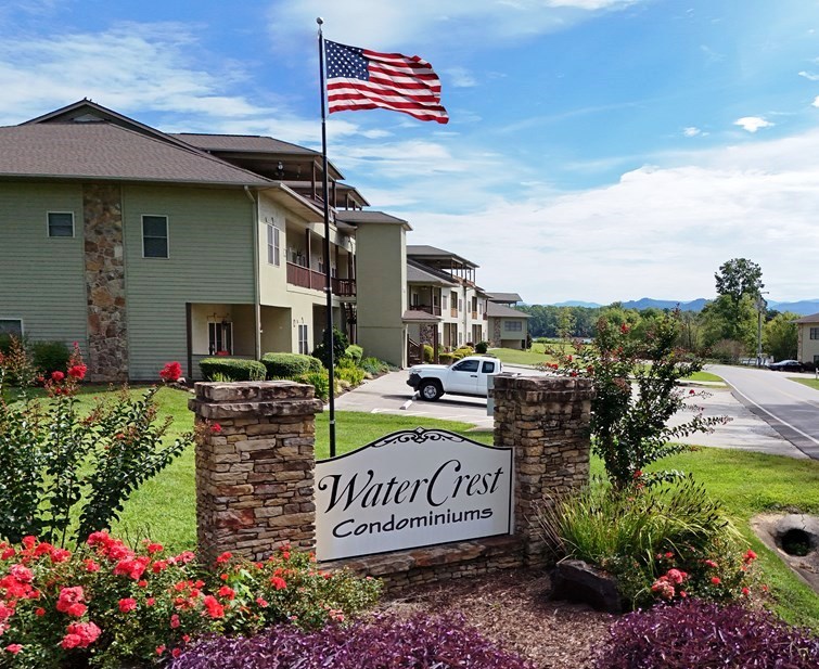 419824 Young Harris Residential