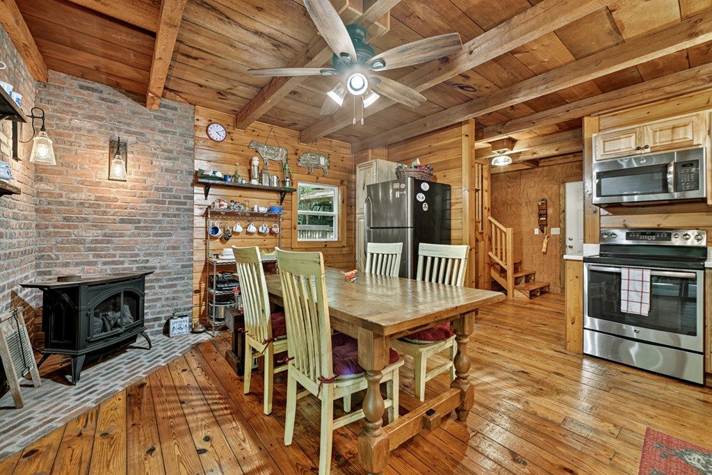 419825 Cherry Log Residential