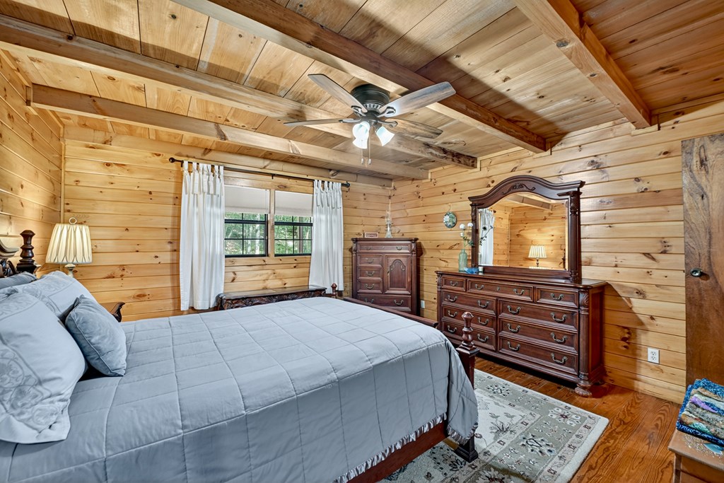 419825 Cherry Log Residential