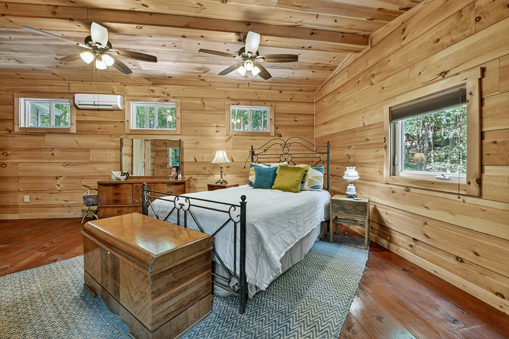 419825 Cherry Log Residential