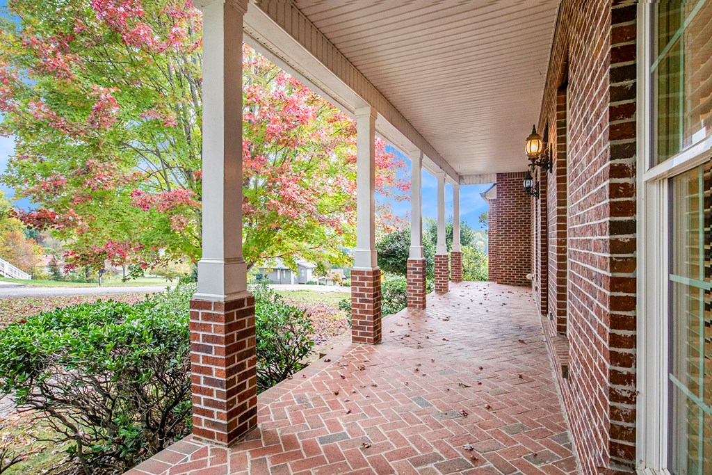 419832 Hiawassee Residential