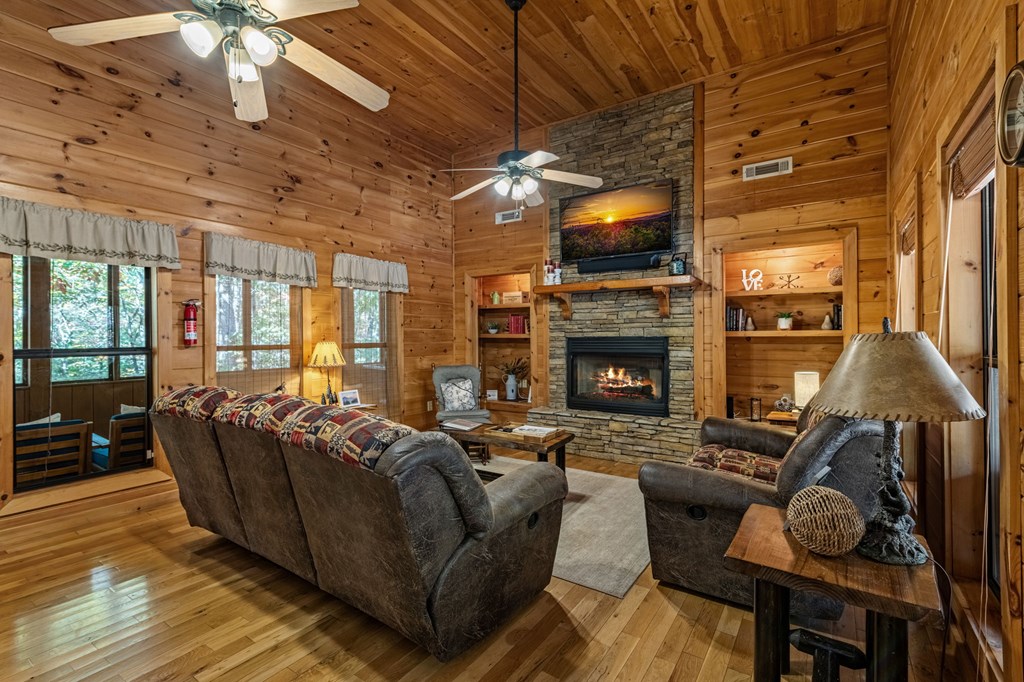 419833 Morganton Residential