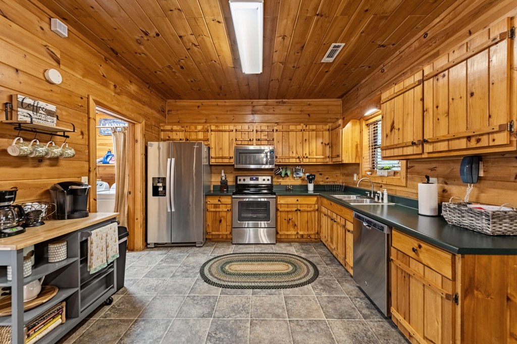 419833 Morganton Residential