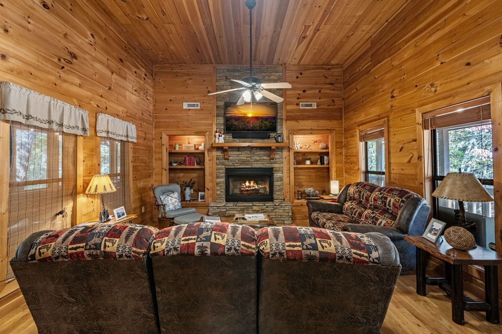 419833 Morganton Residential