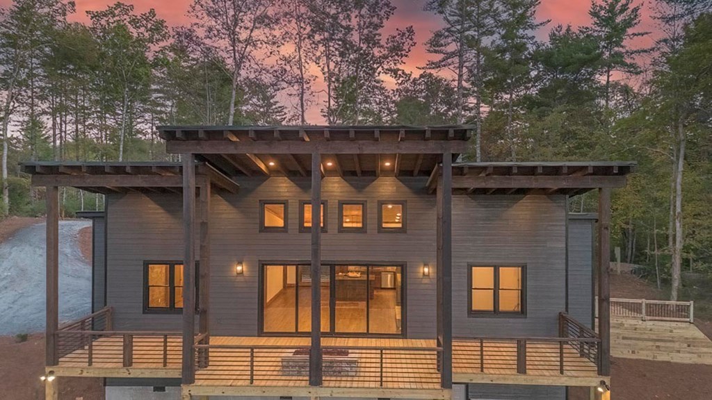 419835 Morganton Residential