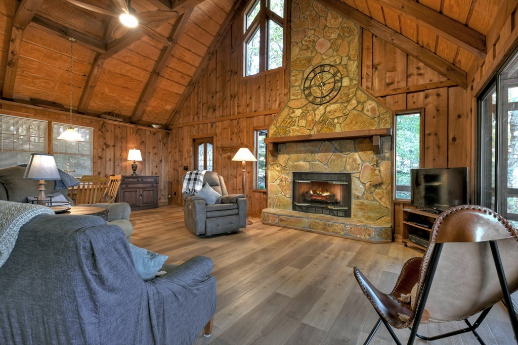 419842 Blue Ridge Residential