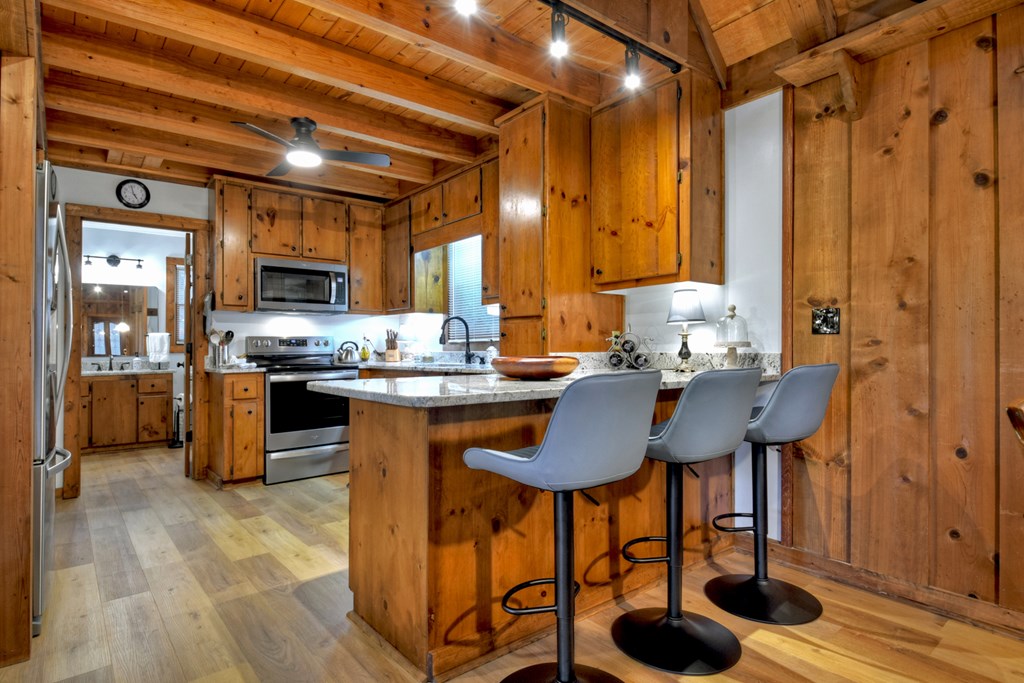 419842 Blue Ridge Residential