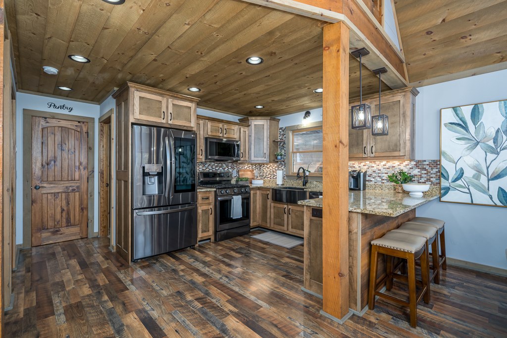 419864 Blue Ridge Residential