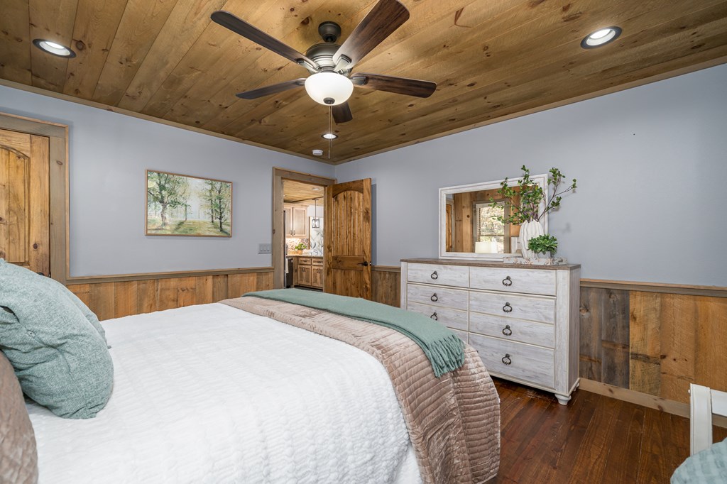 419864 Blue Ridge Residential