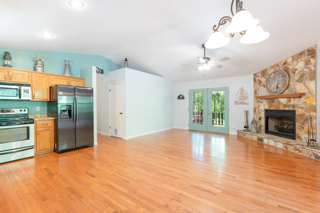 419869 Murphy Residential