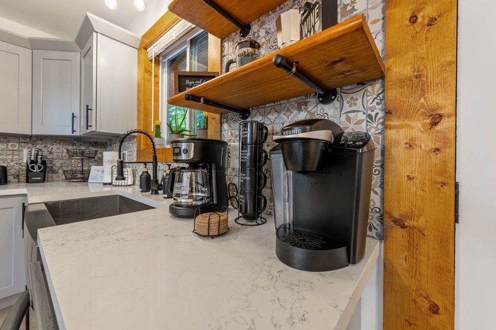 419870 Blue Ridge Residential