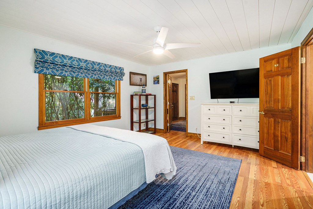 419874 Blue Ridge Residential