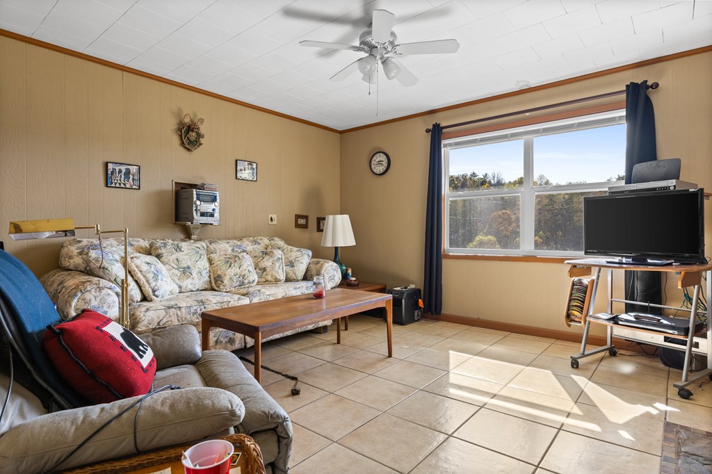 419878 Suches Residential