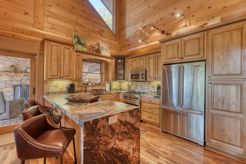 419886 Blue Ridge Residential