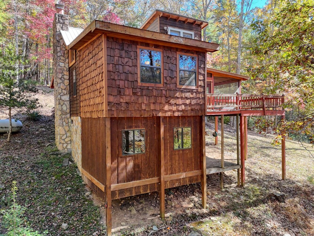 419893 Blue Ridge Residential