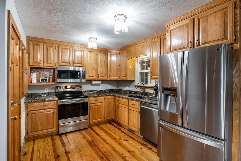 419923 Blairsville Residential