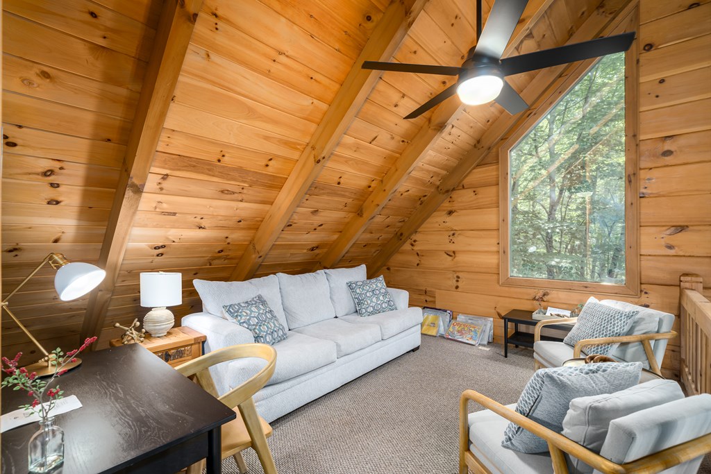 419925 Blue Ridge Residential