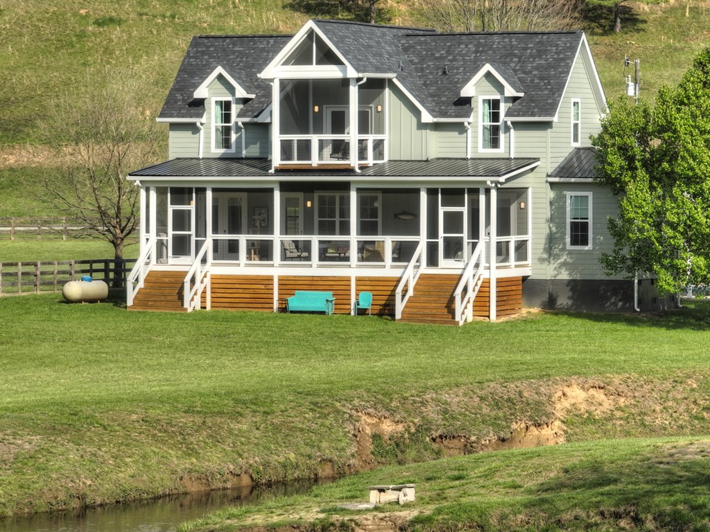 419926 Blue Ridge Residential