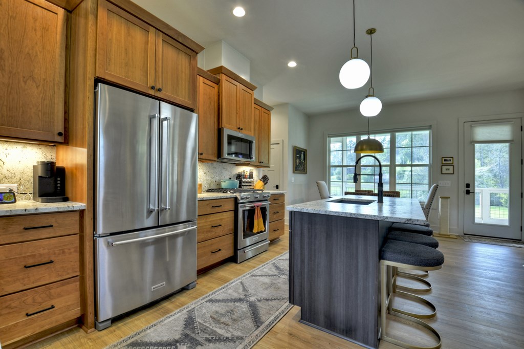 419926 Blue Ridge Residential