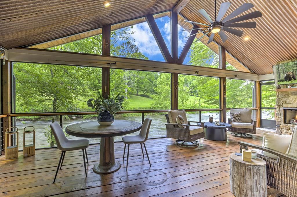 419942 Blue Ridge Residential