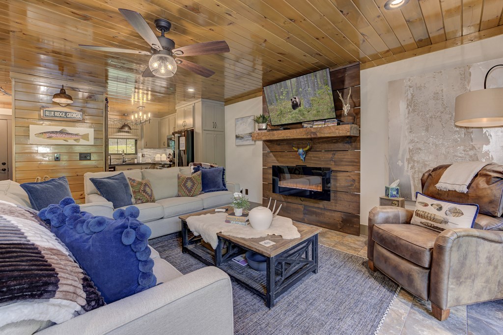 419942 Blue Ridge Residential