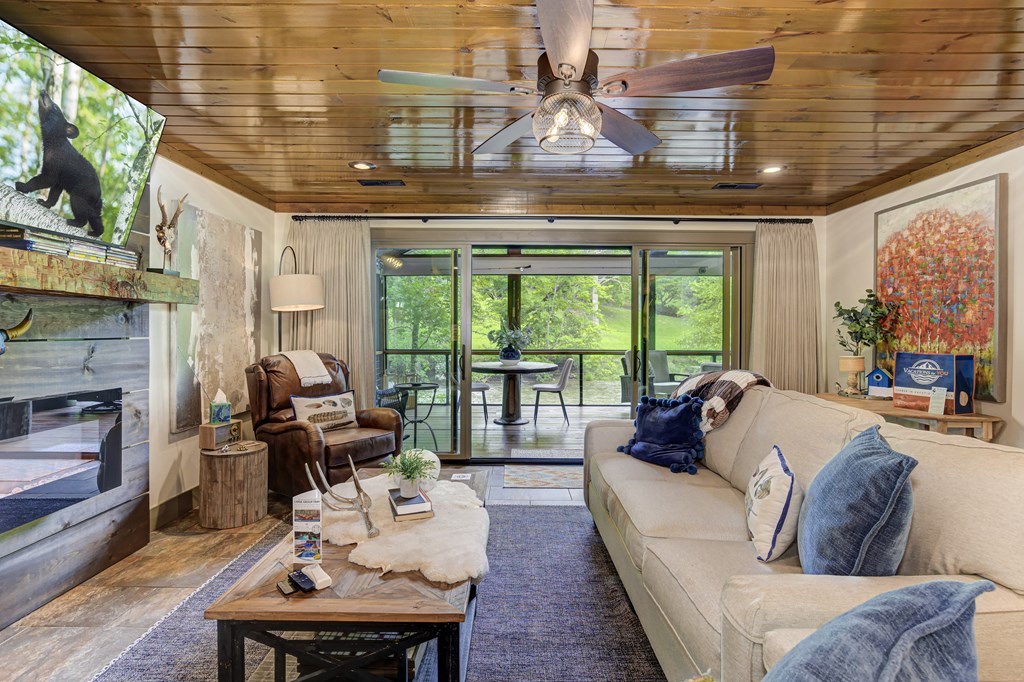 419942 Blue Ridge Residential