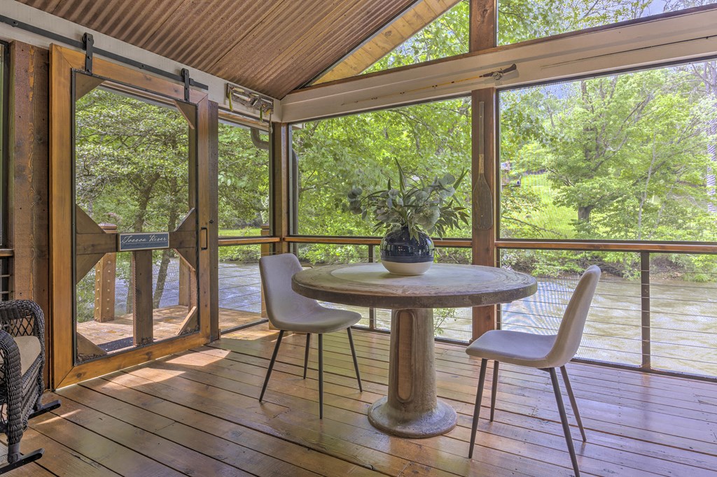 419942 Blue Ridge Residential