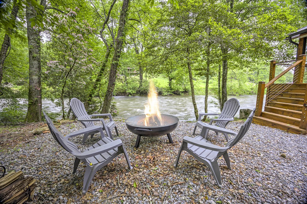 419942 Blue Ridge Residential