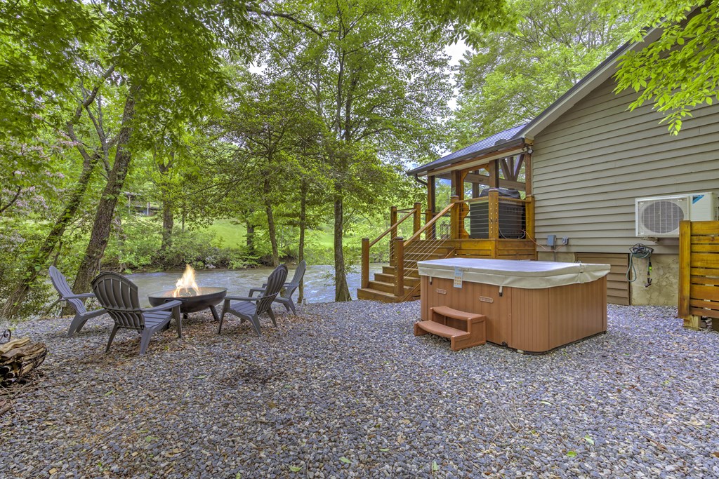 419942 Blue Ridge Residential