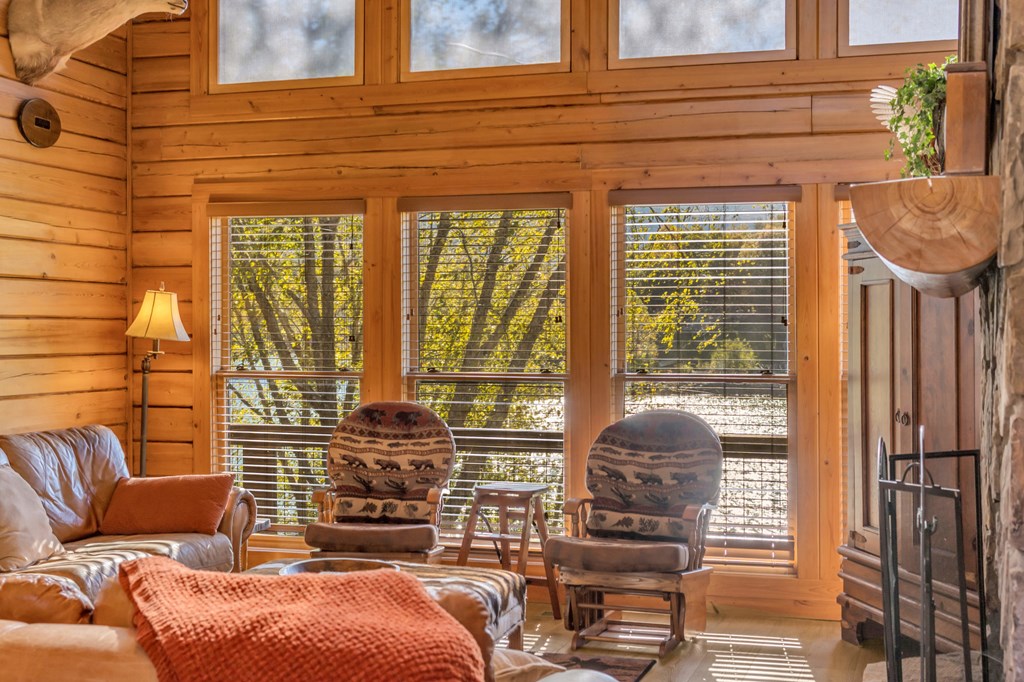 419948 Hiawassee Residential