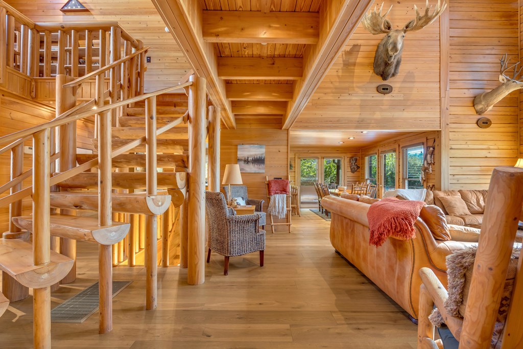 419948 Hiawassee Residential