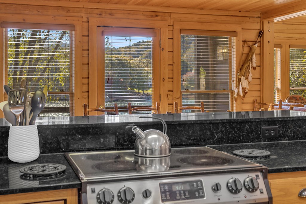 419948 Hiawassee Residential