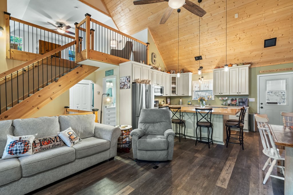 419951 Blairsville Residential