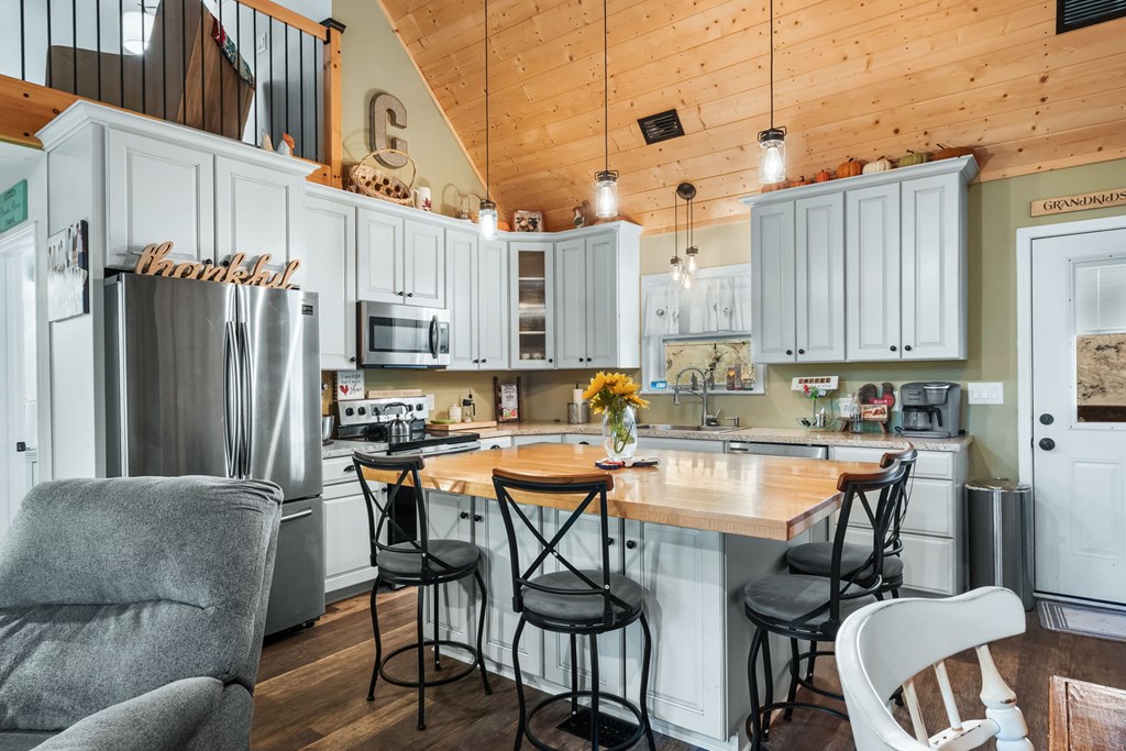 419951 Blairsville Residential